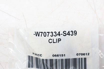 New OEM Ford W707334-S439 Hose Clip NOS