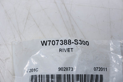 New OEM Ford W707388-S300 Bumper Cover Rivet NOS
