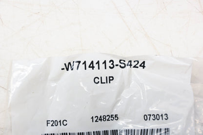 New OEM Ford W714113-S424 Upper Quarter Trim Clip NOS