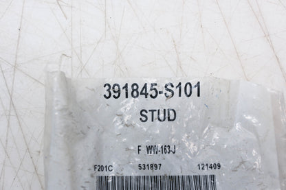 New OEM Ford 391845-S101 Exhaust Manifold Bolts Qty 2 NOS