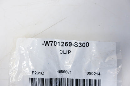 New OEM Ford W701259-S300 Quarter Panel Retainer Clip NOS