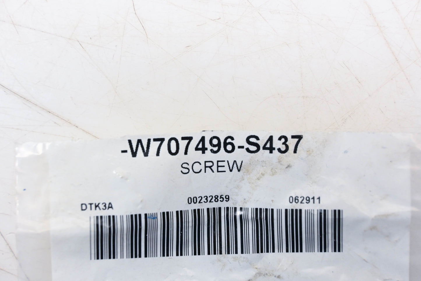 New OEM Ford W707496-S437 Screws Qty 2 NOS
