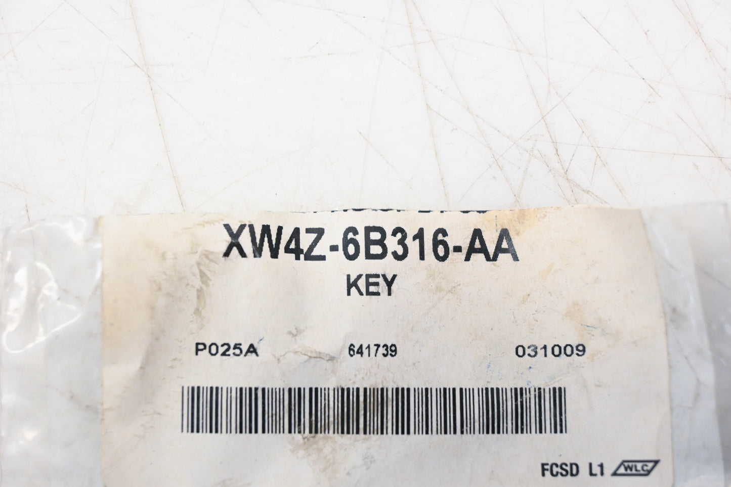 New OEM Ford XW4Z-6B316-AA Woodruff Key NOS