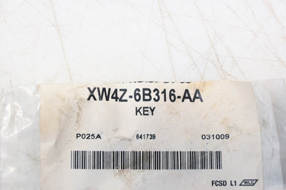 New OEM Ford XW4Z-6B316-AA Woodruff Key NOS