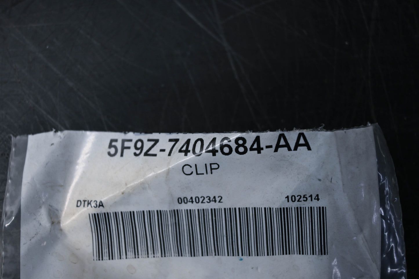 New OEM Ford 5F9Z-7404684-AA Lower Instrument Dash Panel Clip NOS