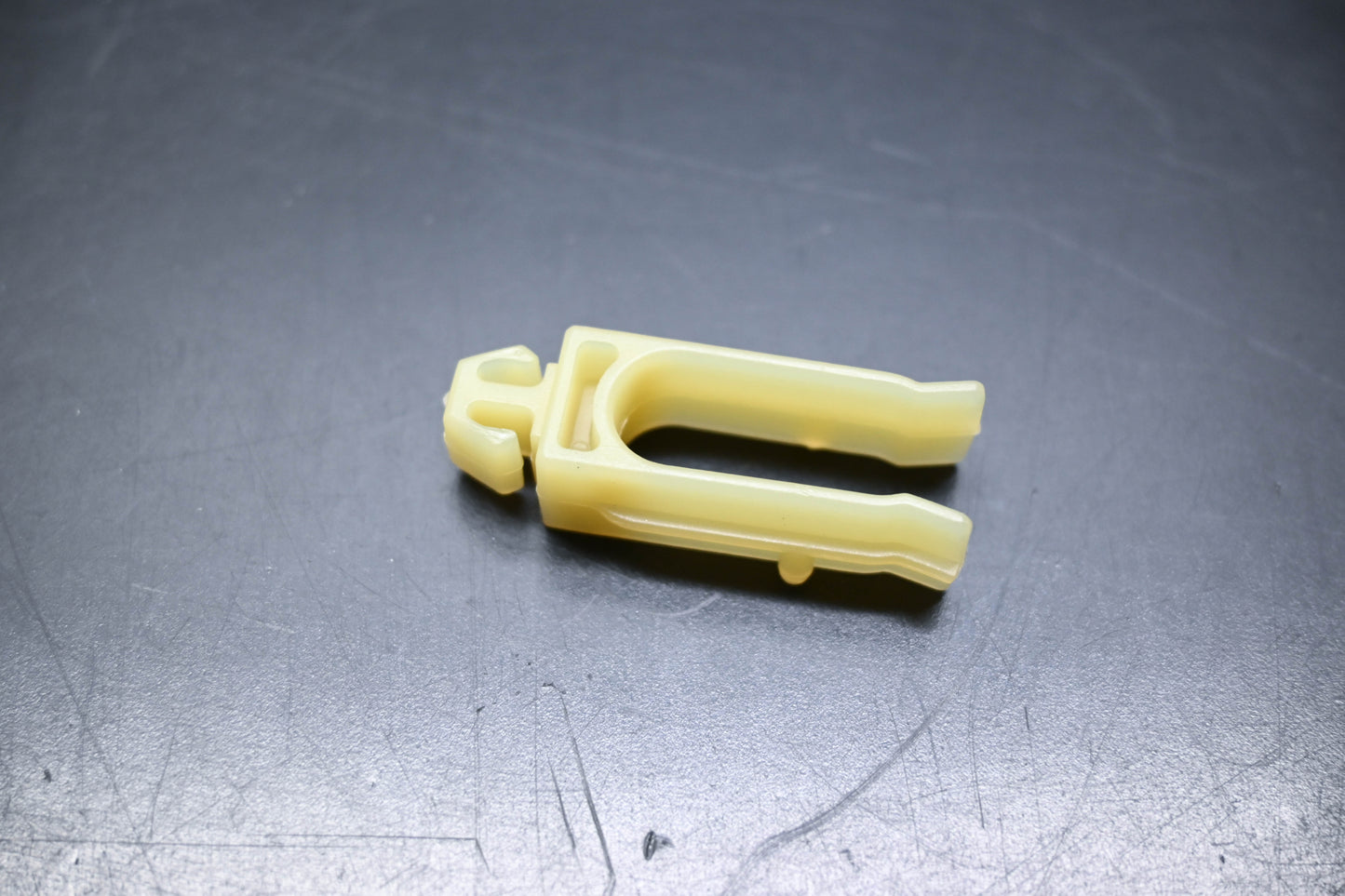 New OEM Ford E9TZ-17091-B Retainer NOS