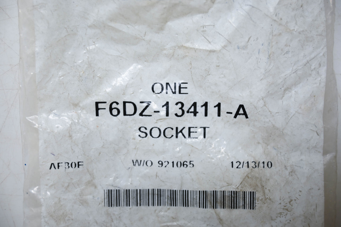 New OEM Ford F6DZ-13411-A Light Socket NOS