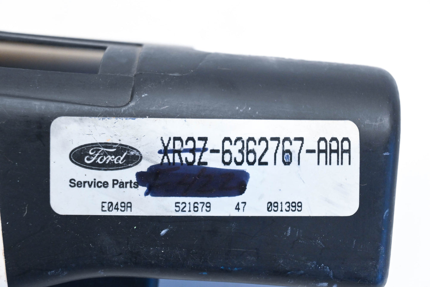 New OEM Ford XR3Z-6362767-AAA, E4EB-6162766-AWB 94-98 Mustang Rear Right Seat Latch Cover NOS