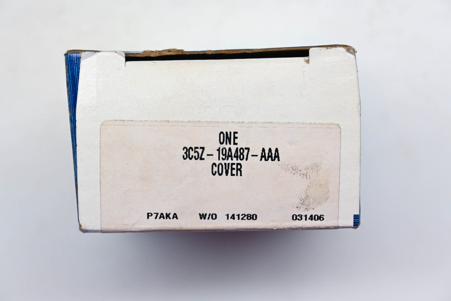 New OEM Ford 3C5Z-19A487-AAA Power Outlet Assembly NOS