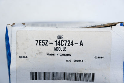New OEM Ford 7E5Z-14C724-A, 7E5T-14C724-AA, 053769-RW Seat Heater Control Module NOS