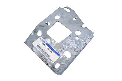 New OEM Ford YS4Z-17C913-AA Rear Right Bumper Mounting Plate NOS