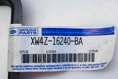 New OEM Ford XW4Z-16240-BA, XW43-160189-AB Rear Left Seal NOS