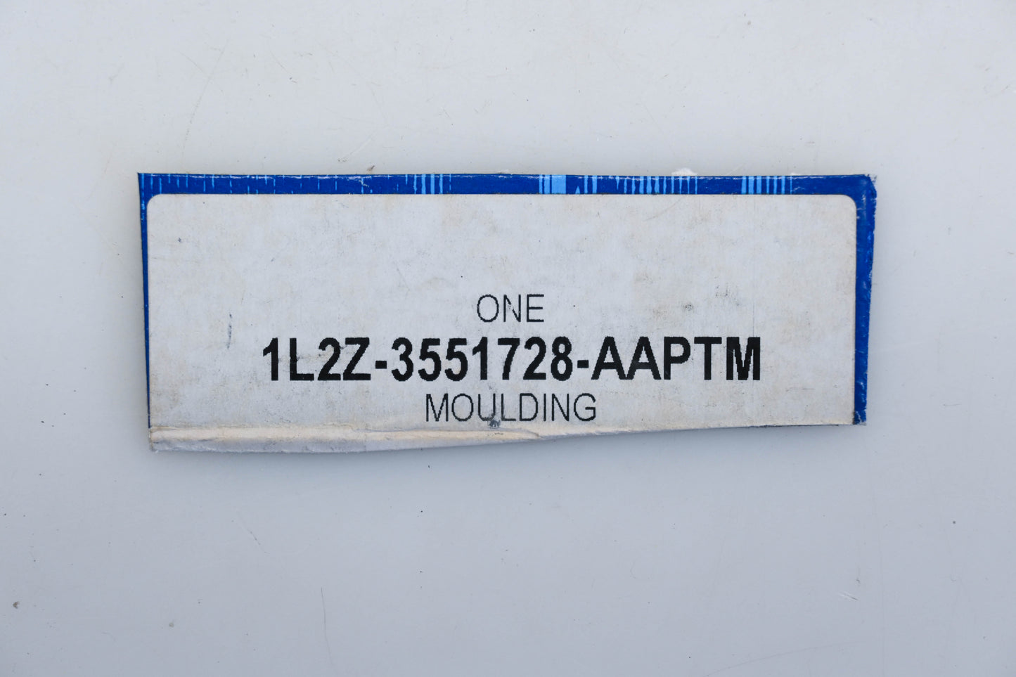 New OEM Ford 1L2Z-3551728-AAPTM, 3L24-35517A72-AA Roof Right Side Trim NOS