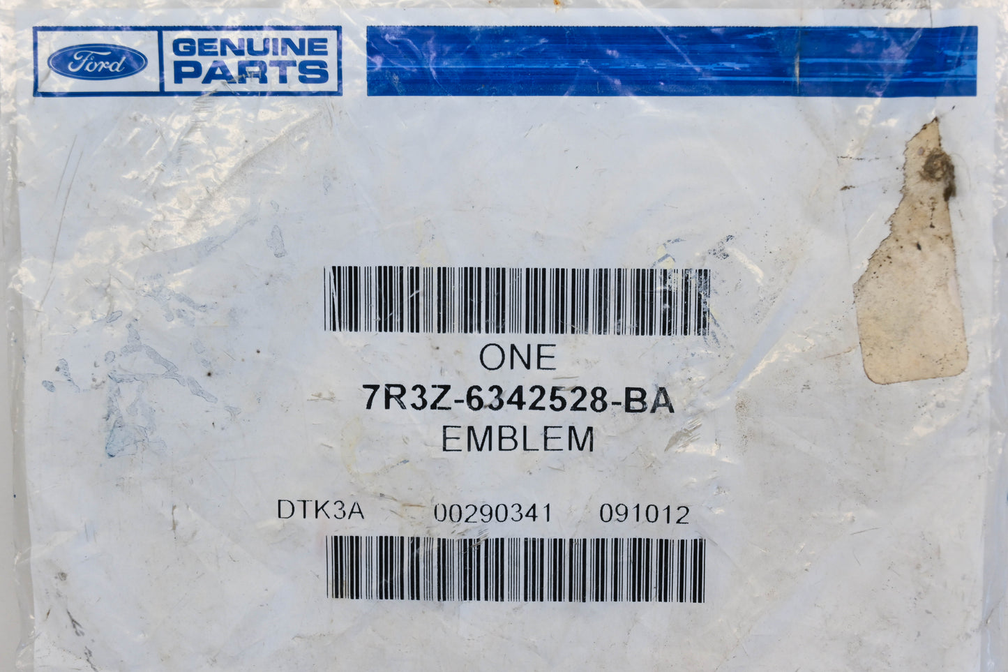 New OEM Ford 7R3Z-6342528-BA 05-09 Ford Mustang GT Emblem NOS