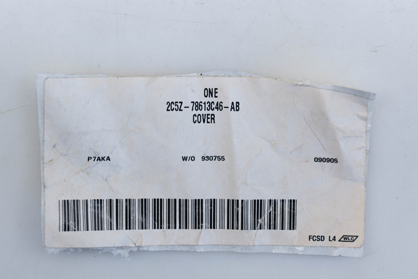 New OEM Ford 2C5Z-78613C46-AB, 816959-WAB-AC, 337160-WAB-ASY Seatbelt Retractor Cover NOS