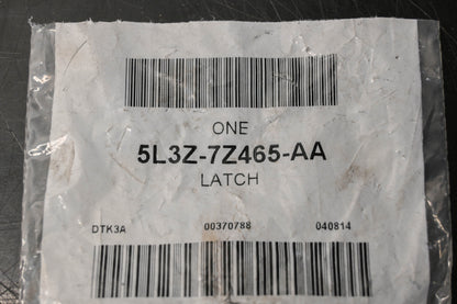 New OEM Ford 5L3Z-7Z465-AA Latch NOS