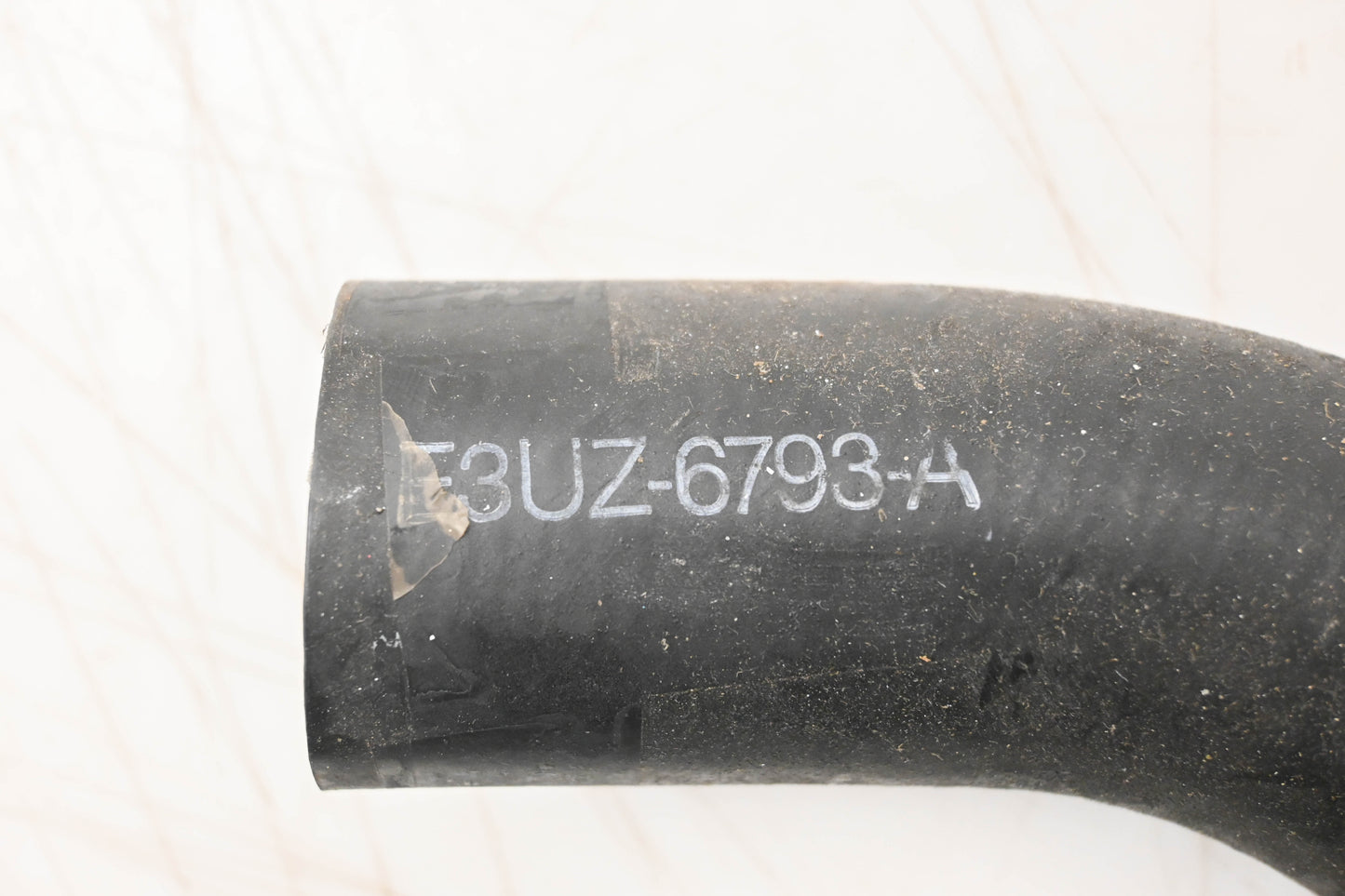 New OEM Ford E3UZ-6793-A Engine Oil Filler Hose NOS