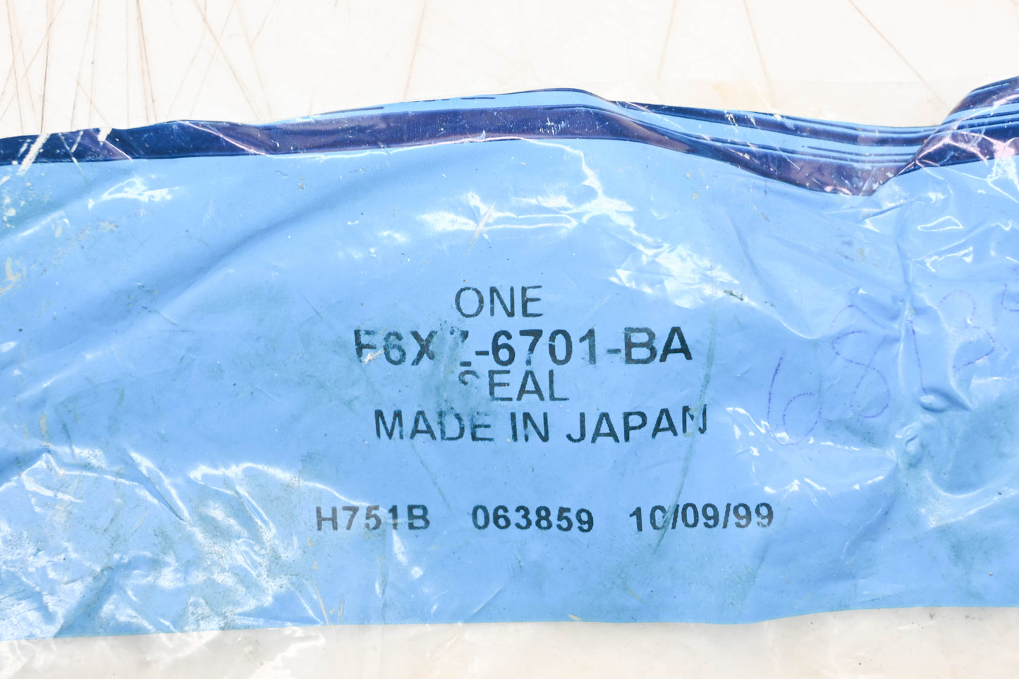 New OEM Ford F6XZ-6701-BA Rear Engine Crankshaft Seal NOS