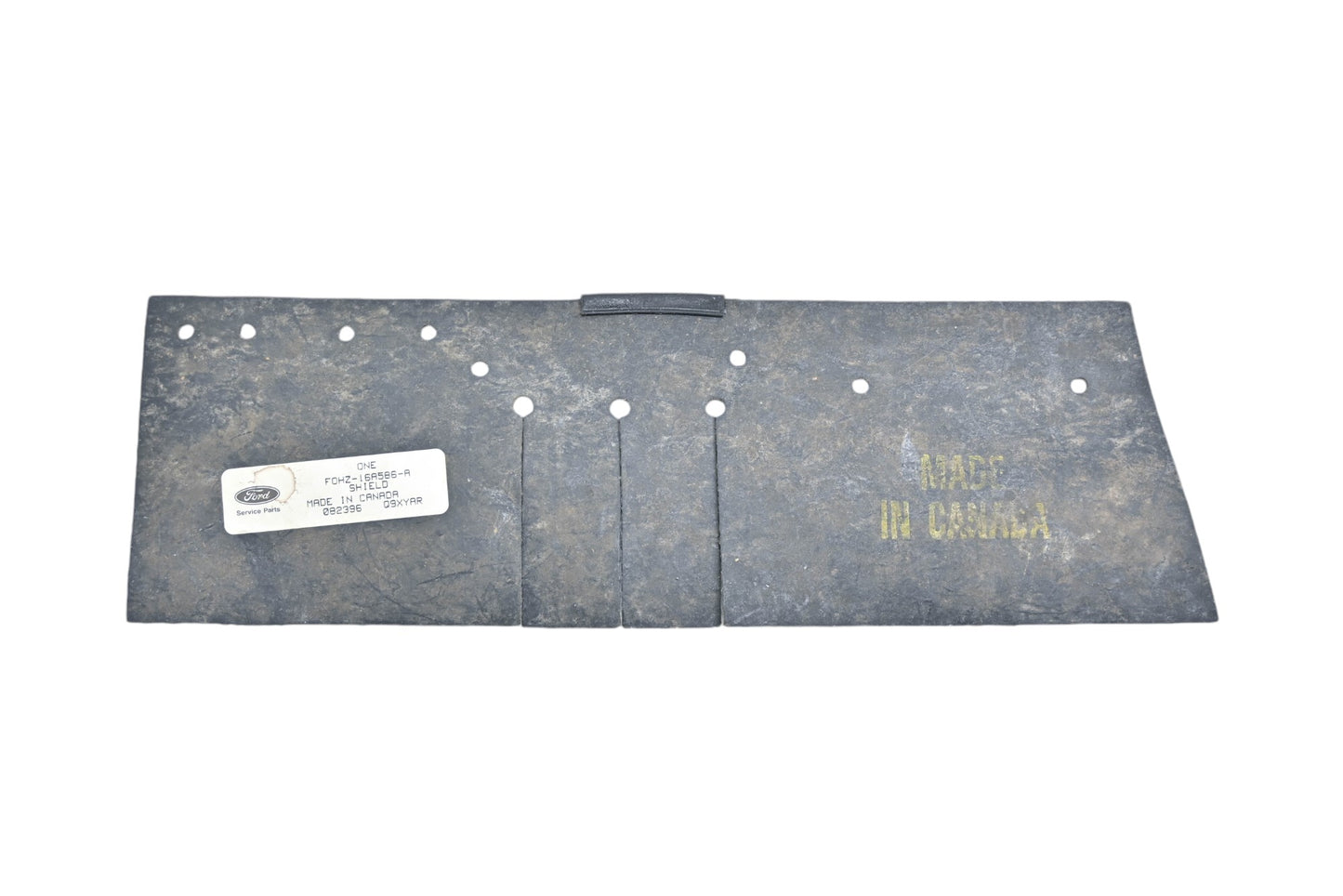 New OEM Ford FOHZ-16A586-A Front Wheel SPLS RR Freightliner Shield NOS