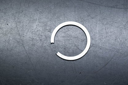 New OEM Ford E8TZ-7156-G Transmission Thrust Washer Ring NOS