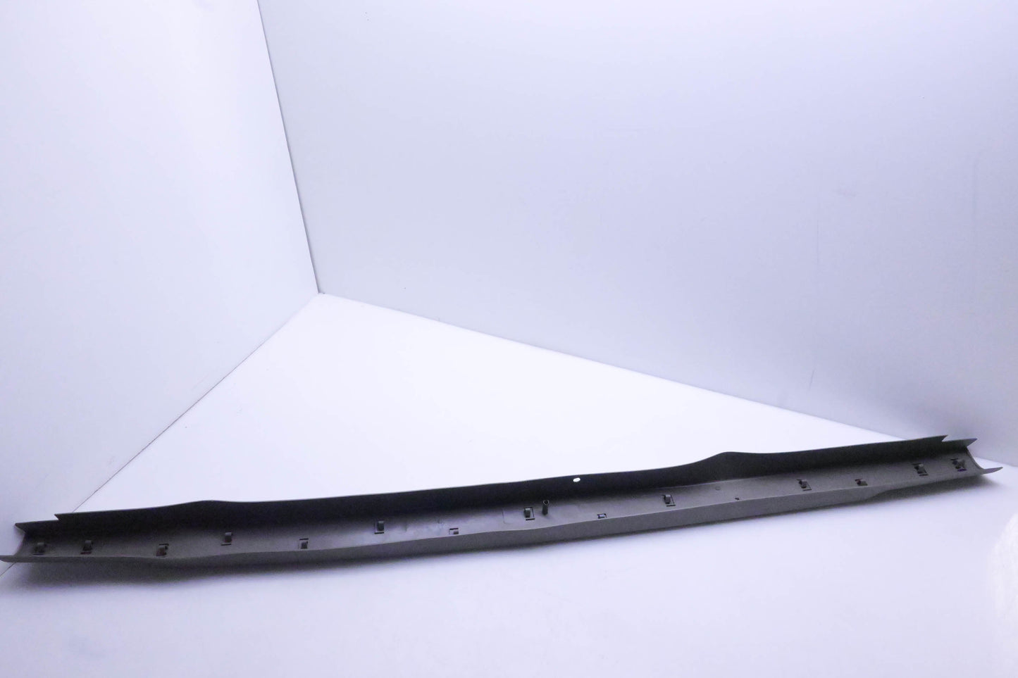 New OEM Ford BC3Z-9940602-AA Tailgate Moulding Upper Trim Cap NOS