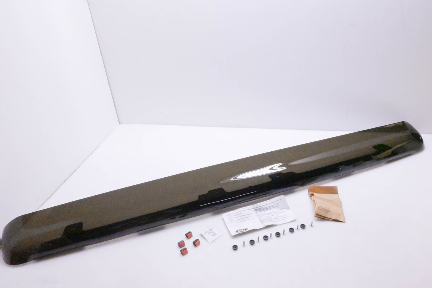 New OEM Ford F2TZ-16C900-F Wraparound Bug Shield Kit NOS