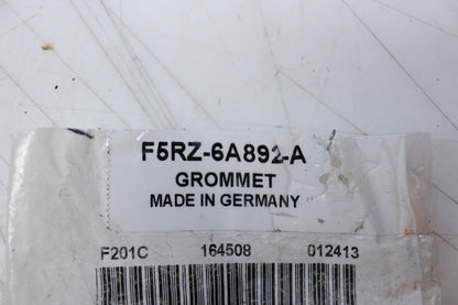 New OEM Ford F5RZ-6A892-A PCV Valve Grommet NOS