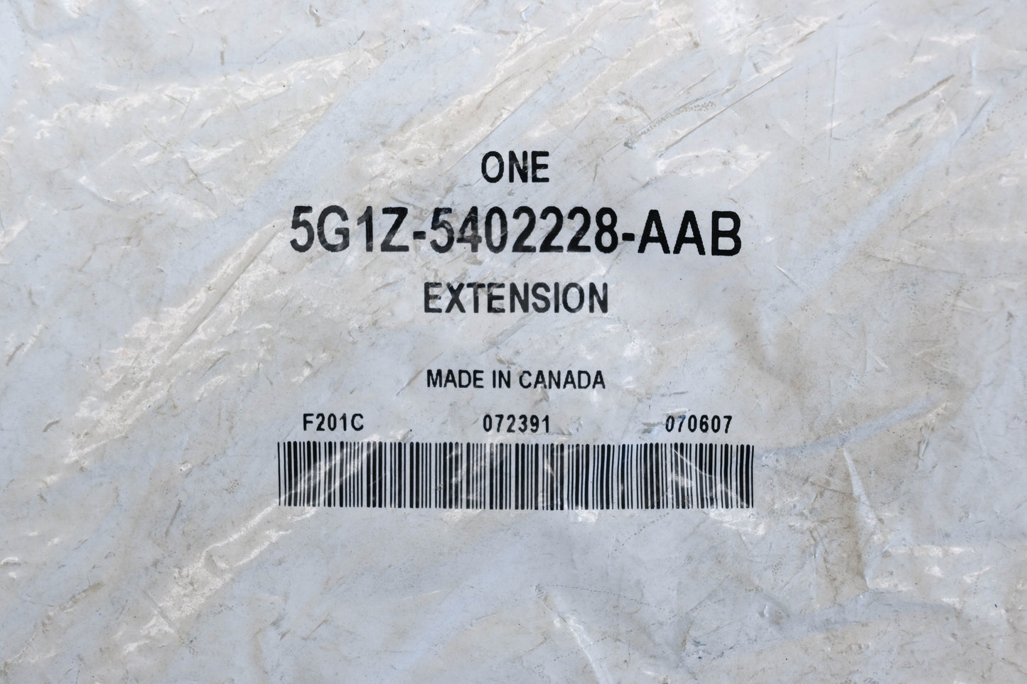 New OEM Ford 5G1Z-5402228-AAB, 7G13-54020A26-AB5YGY Right Side Cowl Extension NOS