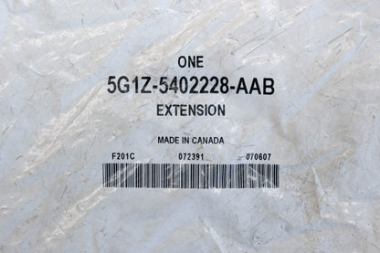 New OEM Ford 5G1Z-5402228-AAB, 7G13-54020A26-AB5YGY Right Side Cowl Extension NOS