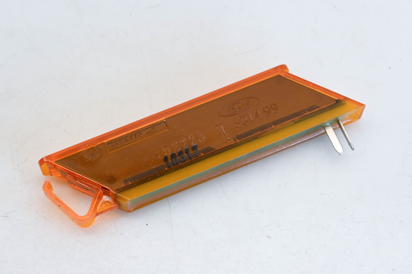 New OEM Ford 4L3Z-13B375-AA, 10004773 Turn Signal Side Marker NOS