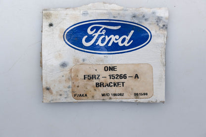 New OEM Ford F5RZ-15266-A, 94BG-15A218-A 05-07 Focus Front Right Fog Lamp Bracket NOS