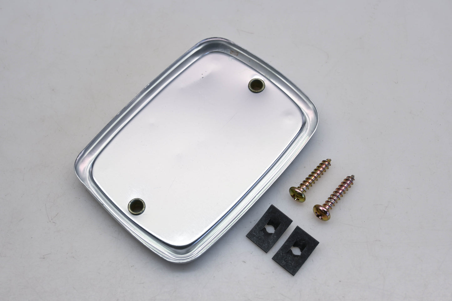 New OEM Ford C7TZ-13380-D Reflector Kit NOS
