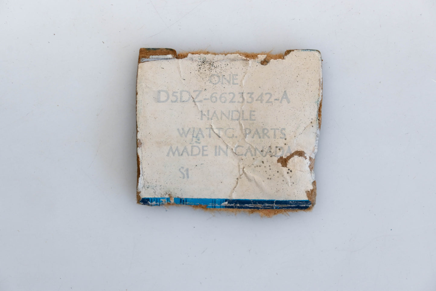 New OEM Ford D5DZ-6623342-A, D5DB-6623348-AA Window Crank Handle Kit NOS