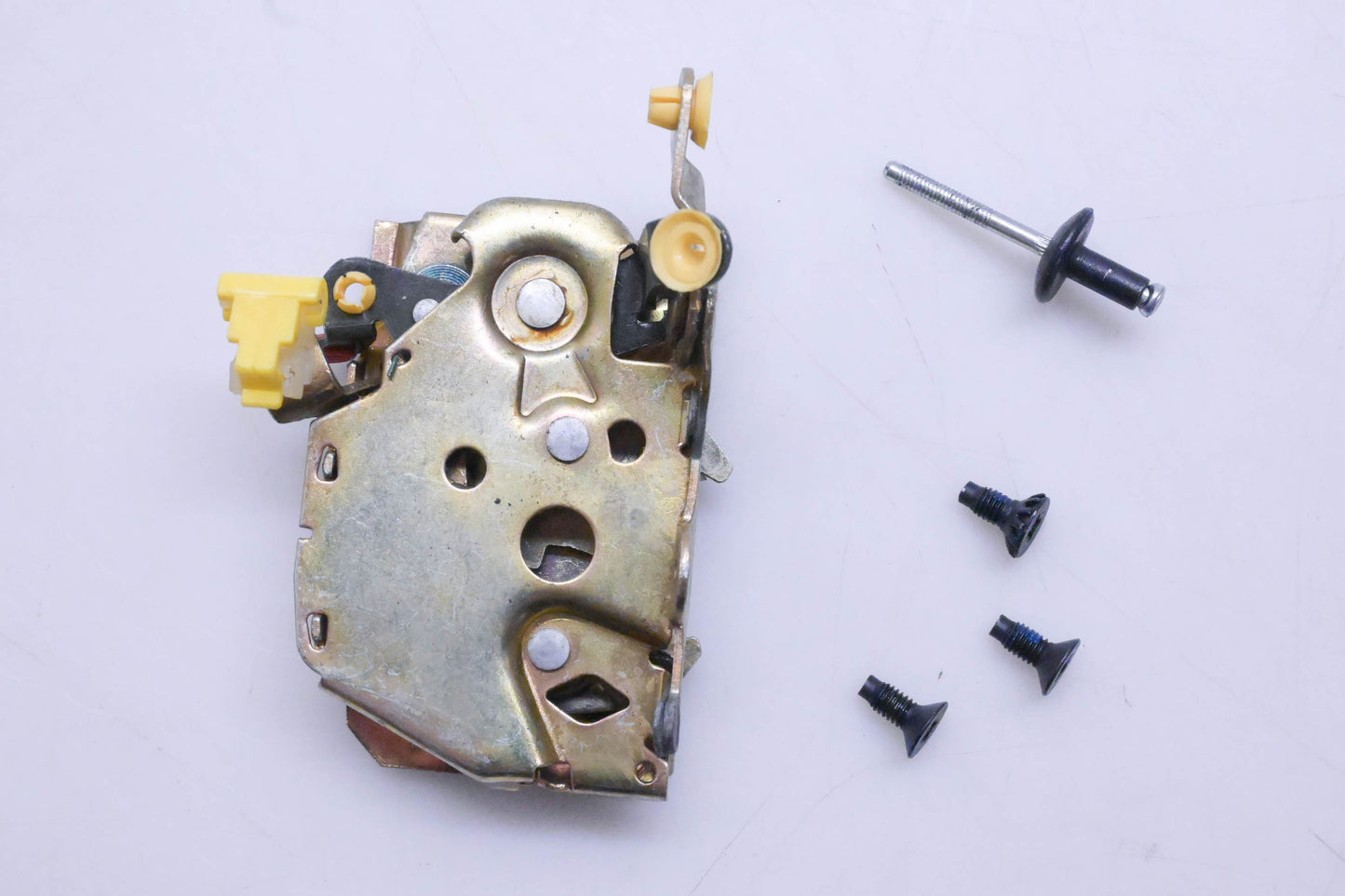 New OEM Ford F4SZ-6321813-BA Latch Assembly NOS