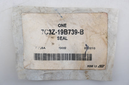 New OEM Ford 7C3Z-19B739-B HVAC Seal NOS