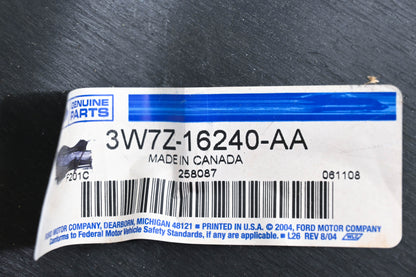 New OEM Ford 3W7Z-16240-AA Front Right Fender Liner NOS