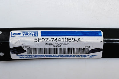 New OEM Ford 5F9Z-7441069-A, 5F93-7441069-A 2005 Freestyle Left Exterior Moulding Retainer NOS