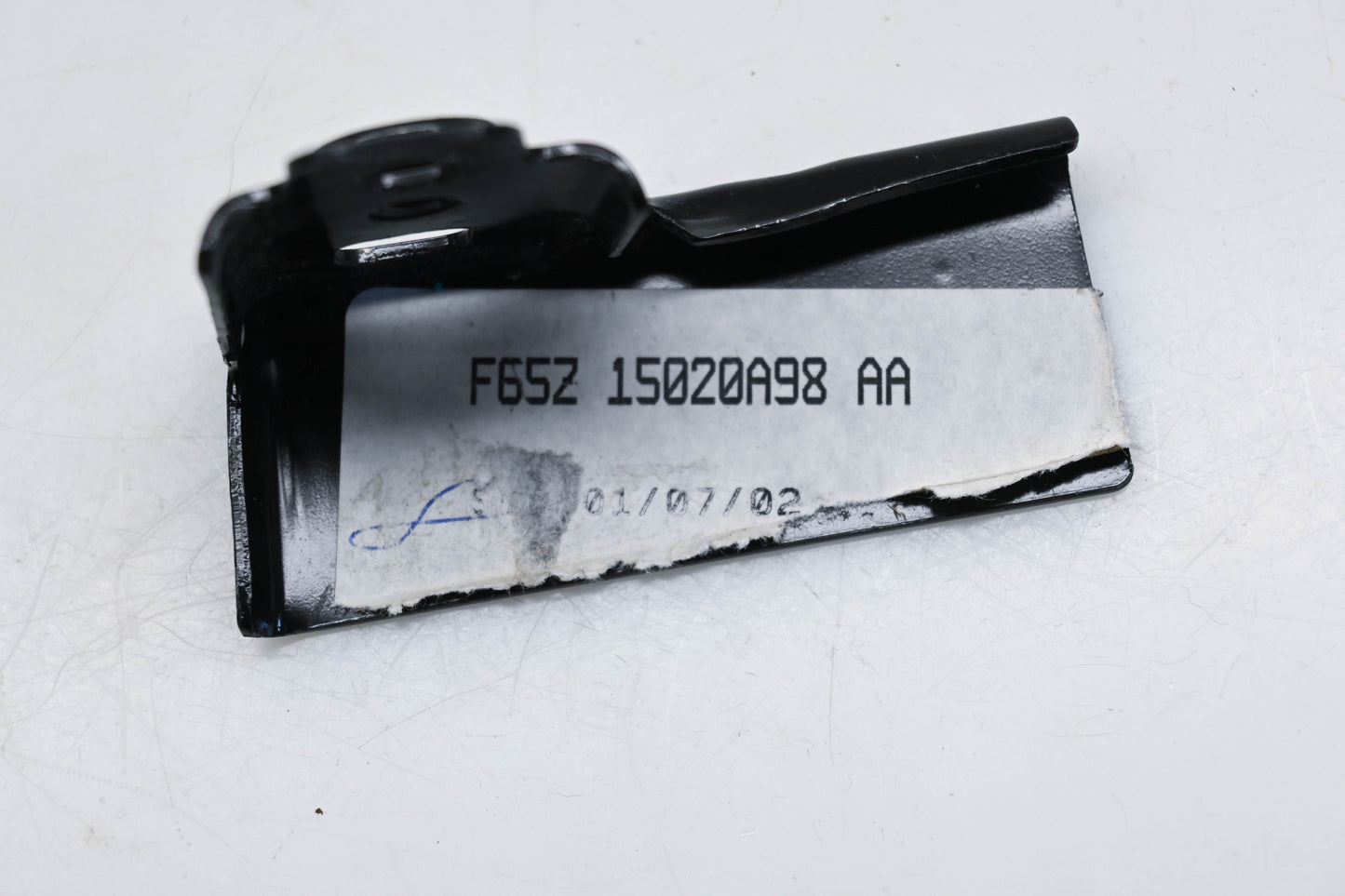 New OEM Ford F65Z-15020A98-AA Top Right Cowl Panel Bracket NOS