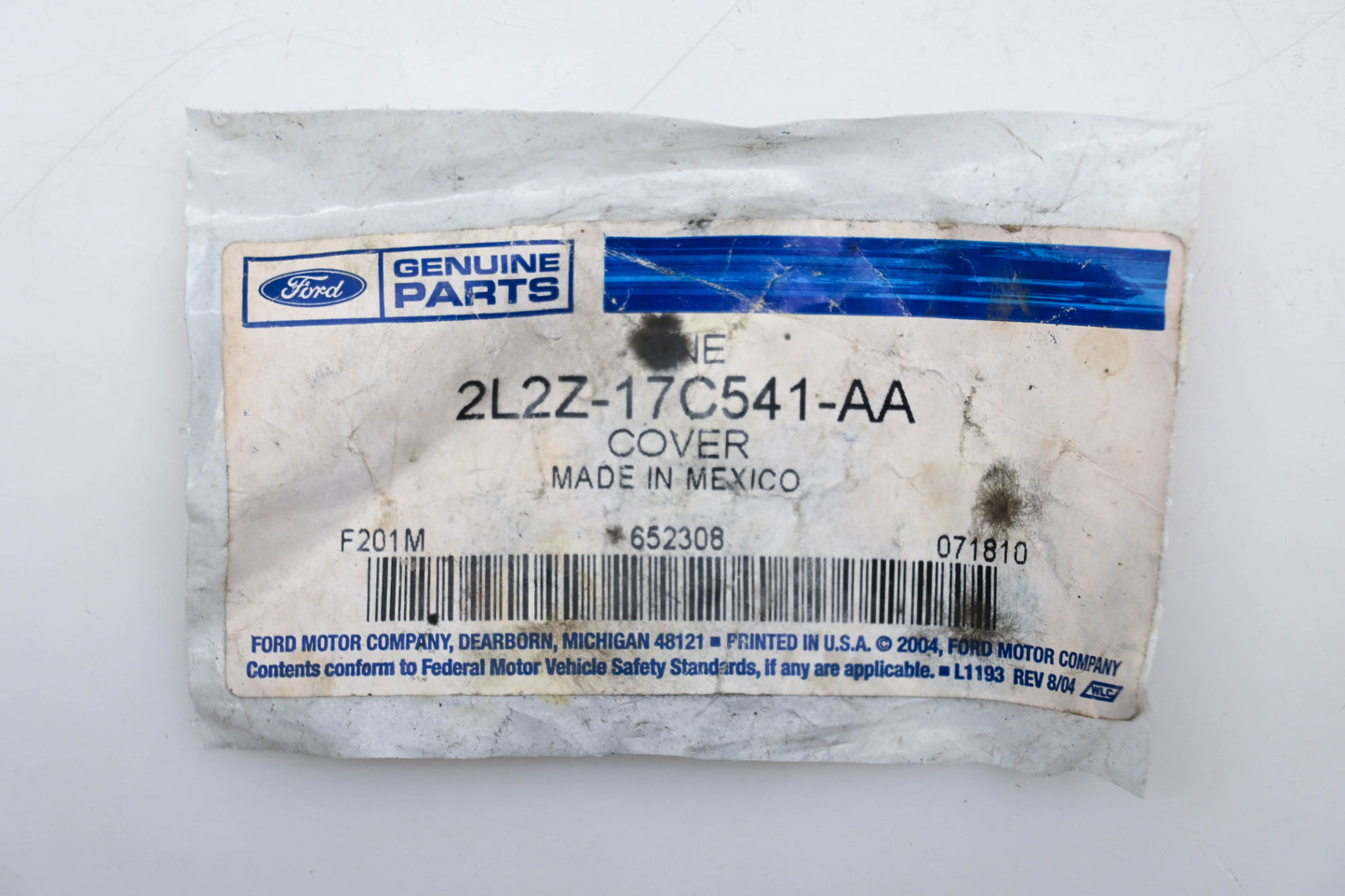 New OEM Ford 2L2Z-17C541-AA Cover NOS
