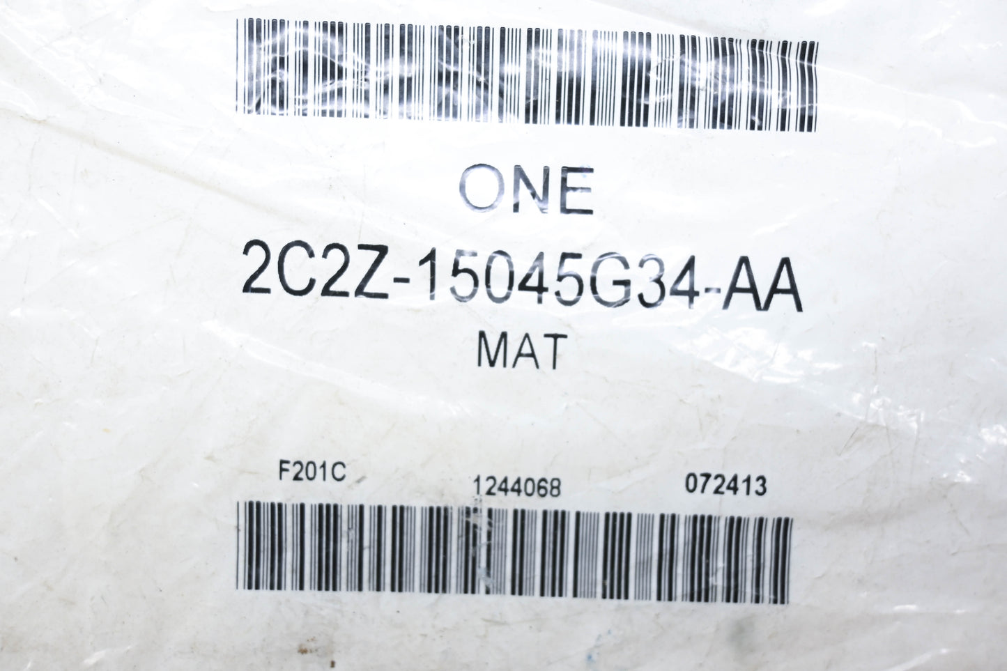 New OEM Ford 2C2Z-15045G34-AA Mat Kit NOS