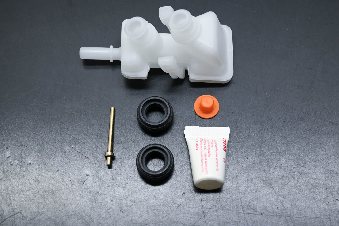 New OEM Ford YS4Z-2C246-AA Expansion Reservoir Kit NOS