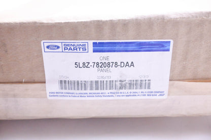 New OEM Ford 5L8Z-7820878-DAA Body Side Molding NOS