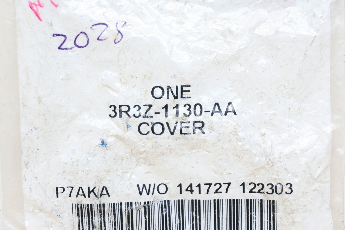 New OEM Ford 3R3Z-1130-AA Center Cap Emblem NOS