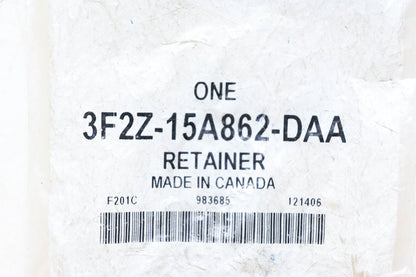 New OEM Ford 3F2Z-15A862-DAA Reverse Sensor Retainer NOS