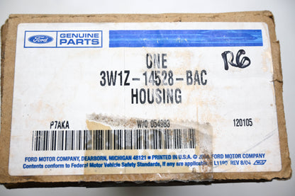 New OEM Ford 3W1Z-14528-BAC Town Car Front Right Door Switch Housing NOS