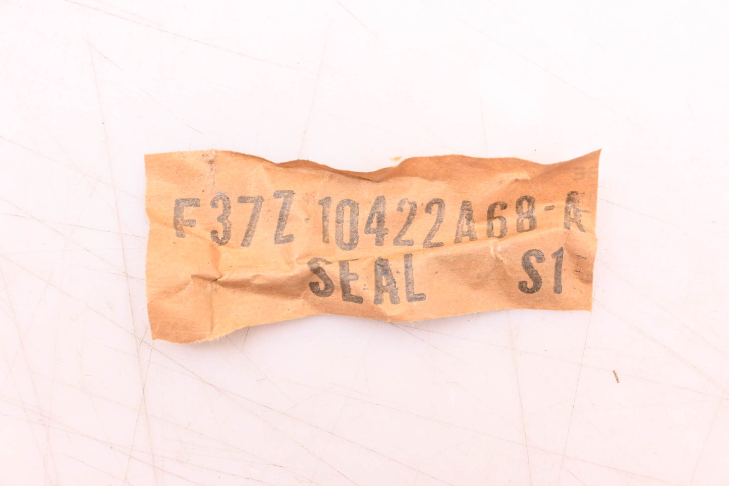 New OEM Ford F37Z-10422A68-A Rear Window Glass Division Bar Seal NOS