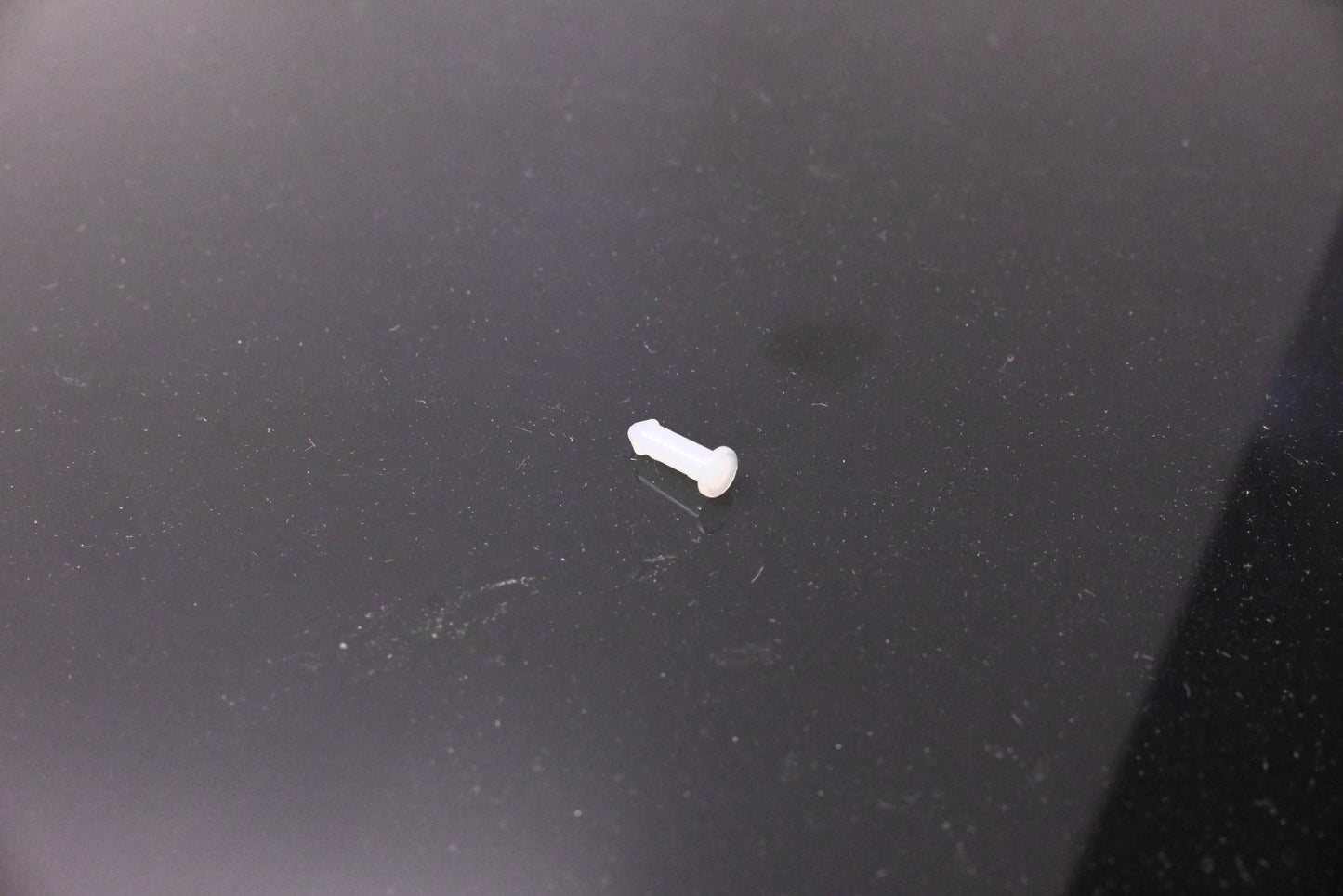 New OEM Ford F2AZ-14A666-A Wiring Connector Plug NOS