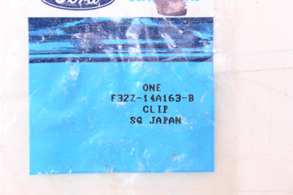 New OEM Ford F32Z-14A163-B Cover Clip NOS