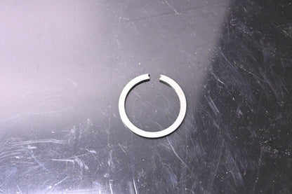 New OEM Ford E8TZ-7030-K Thrust Washer Retaining Ring NOS