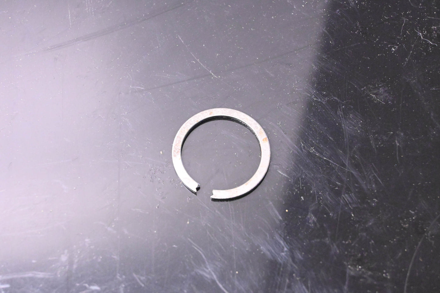 New OEM Ford E8TZ-7030-K Thrust Washer Retaining Ring NOS